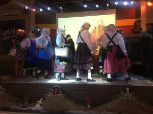 Praznovanje ob osmem marcu in materinskem dnevu 2017 3